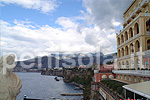 Panorama della costa vista dal belvedere del porto di Sorrento